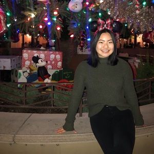 Meet your Posher, Janelle